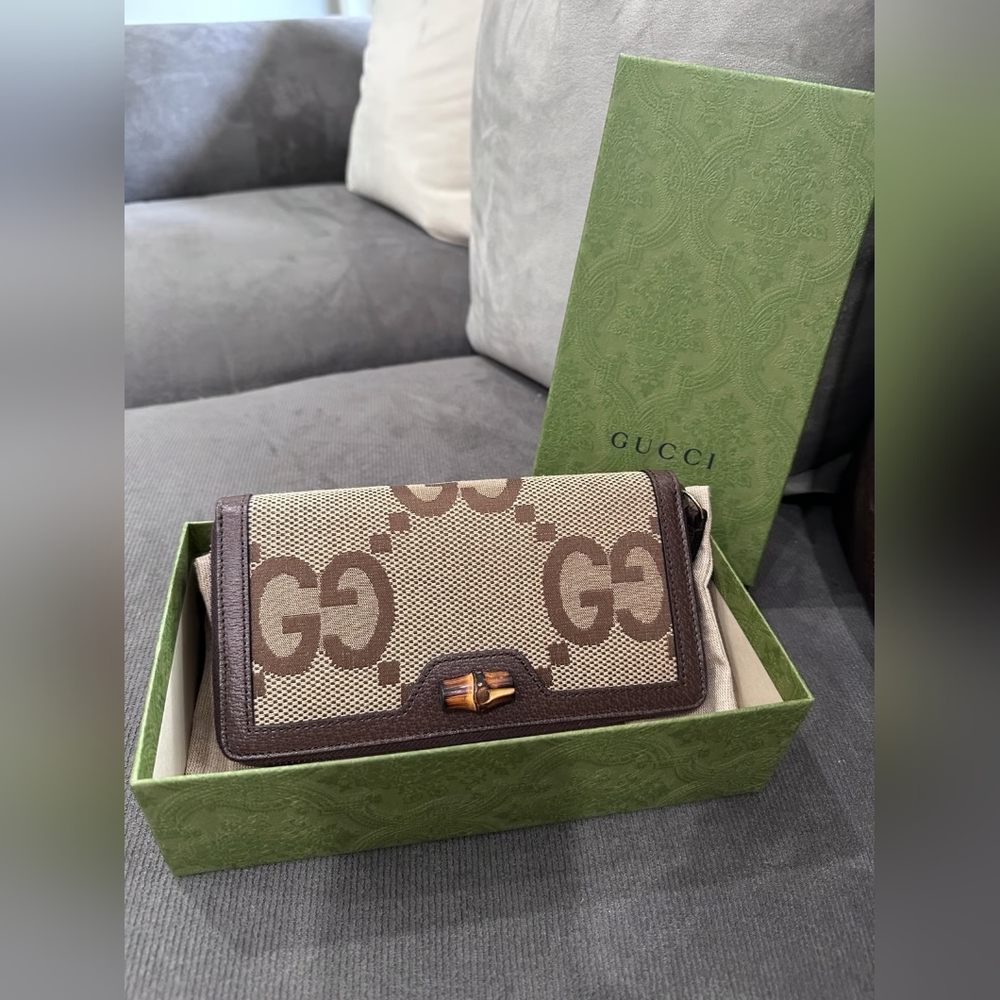 Gucci Brown and Beige Jumbo GG Diana Bamboo Wallet